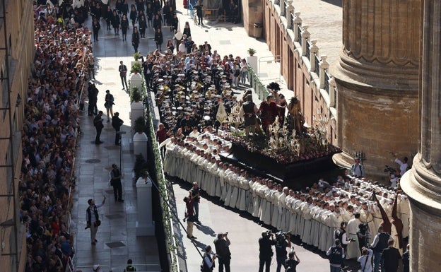 ¿Afectarán las obras del tejado de la Catedral de Málaga al acceso de las cofradías en Semana Santa?