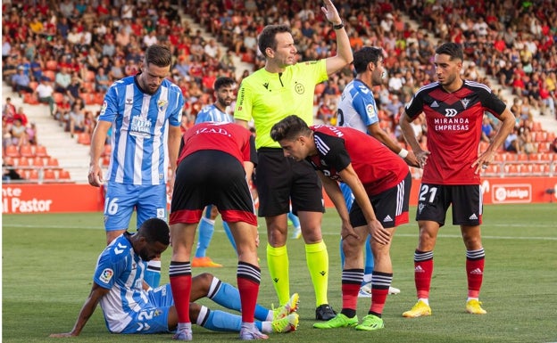 Las lesiones musculares golpean al Málaga en la línea defensiva