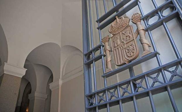 Seis de cada diez entidades locales esconden sus contratos a la lupa del Tribunal de Cuentas