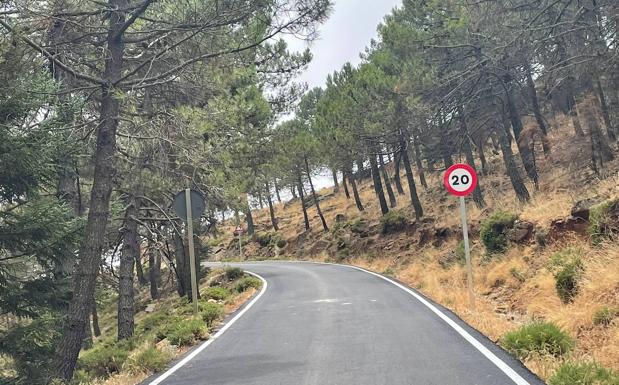 Finalizan las obras de mejora del camino de acceso a Los Reales de Sierra Bermeja