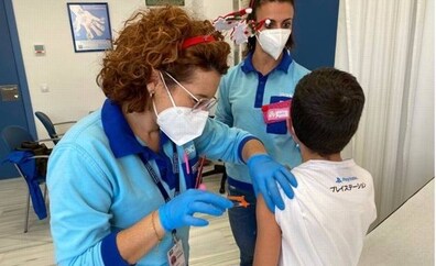 Salud impulsa la vacunación infantil contra el coronavirus ante el comienzo del curso escolar