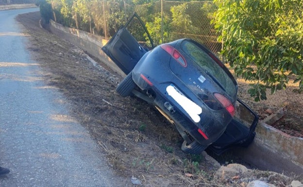 Dos detenidos por golpear con un palo a tres personas tras un accidente de tráfico en Vélez-Málaga