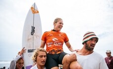 Stephanie Gilmore y Filipe Toledo, nuevos campeones del mundo de surf