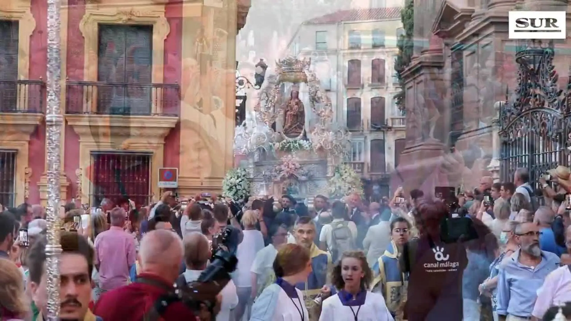 Procesión De La Virgen De La Victoria Por La Calles De Málaga El 8 De