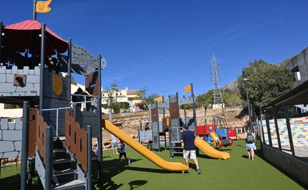 El Trapiche Norte cuenta ya con un nuevo parque infantil y deportivo