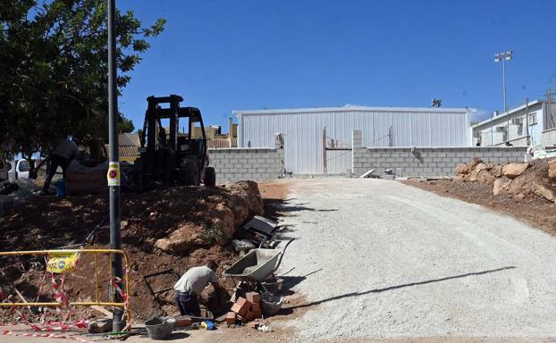 El SESO Las Dunas de Marbella empieza el curso pendiente de la instalación de dos módulos