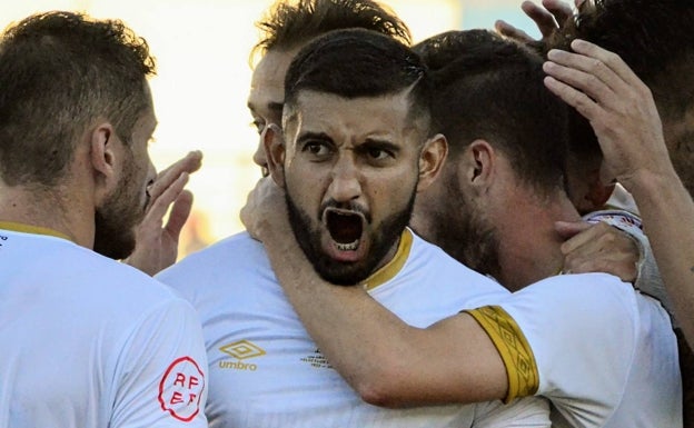 El Antequera defiende liderato en la Segunda RFEF