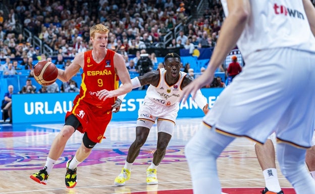 Alberto Díaz: «Se dudaba de la competitividad de la selección, pero lo estamos dando todo»
