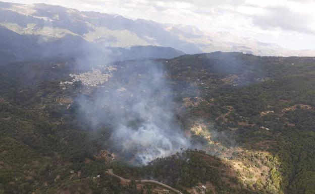 Extinguido el incendio forestal declarado en Jubrique este domingo