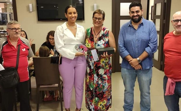 Casabermeja homenajea a su vecina Sandra, víctima de El Melillero, en el V Top Mujer y Tenis de Mesa