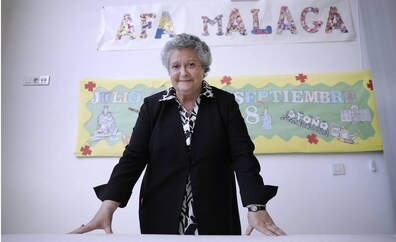 Carmen López: «Hay pacientes de alzhéimer que mueren sin la ayuda de la Ley de Dependencia»