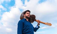 Rafael Aguirre, el malagueño que ha llevado la guitarra española a 40 países