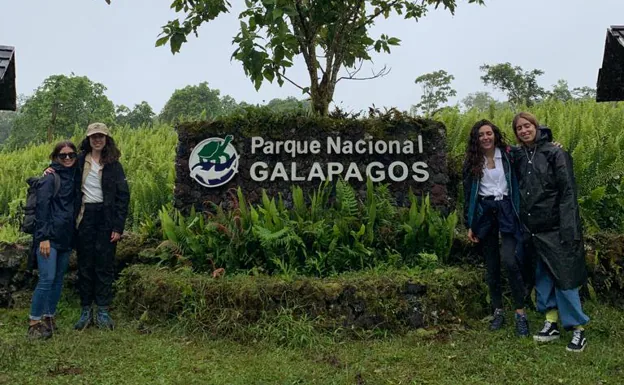 Cuatro alumnas de la UMA sobreviven a un naufragio con cuatro muertos en Islas Galápagos