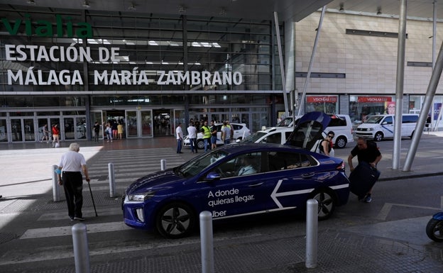 La Junta de Andalucía apura los plazos para permitir a Uber, Cabify y Bolt seguir trabajando en las ciudades