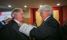 El abogado Ramón Gómez Villares recibe en Málaga la Medalla al Mérito en el Servicio de la Abogacía