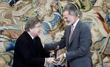 El Rey entrega el Premio Enrique V. Iglesias a Jaime Gilinski