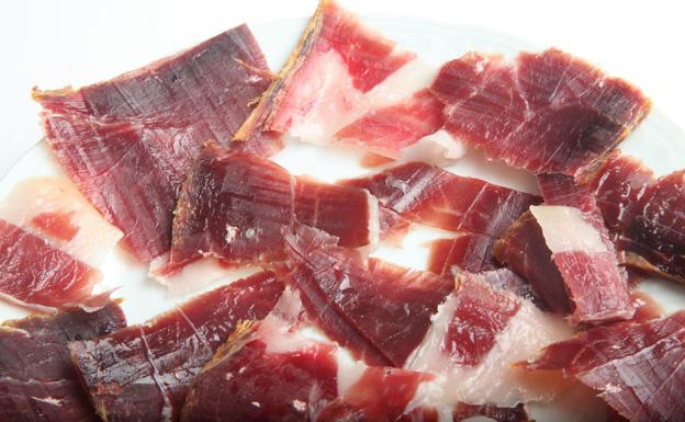 El mejor jamón ibérico a la venta en el supermercado, según la OCU