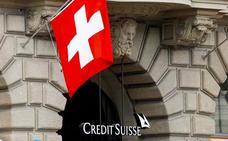 Credit Suisse, en la cuerda floja, amenaza con tambalear el sistema financiero
