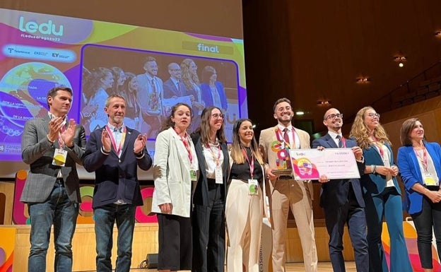 Estudiantes de la UMA ganan la Liga Española de Debate Universitario