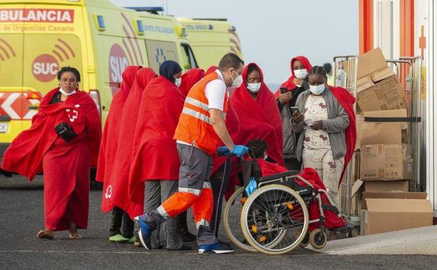 Llegan a Andalucía casi 150 migrantes en pateras en menos de un día