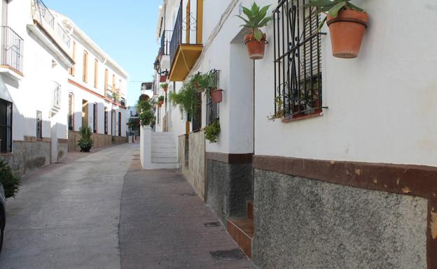 Carratraca, el cuidado casco antiguo que brilla en el valle del Guadalteba