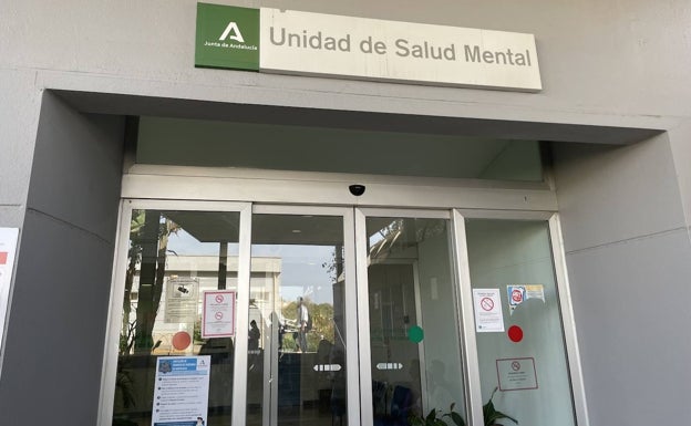 Los casos de autolesiones y de conductas suicidas en adolescentes vistos en urgencias crecen en Málaga un 30%