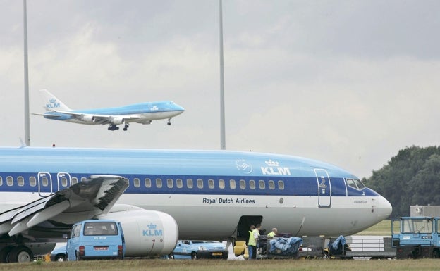 El 'boom' de la Costa en Holanda lleva a la aerolínea KLM a operar este invierno más vuelos que en 2019