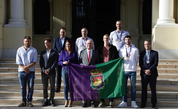 Los campeones de Europa, recibidos en el Ayuntamiento y en la Diputación