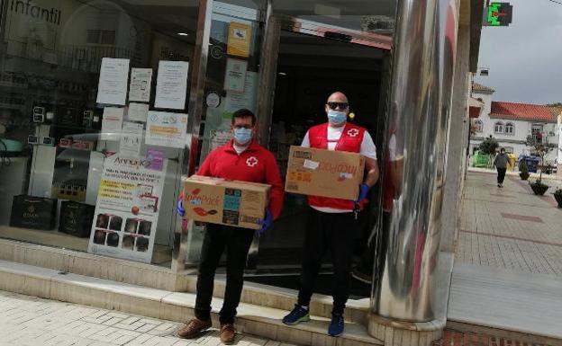 Cruz Roja pone en marcha un programa para atender a personas sin hogar de Benalmádena