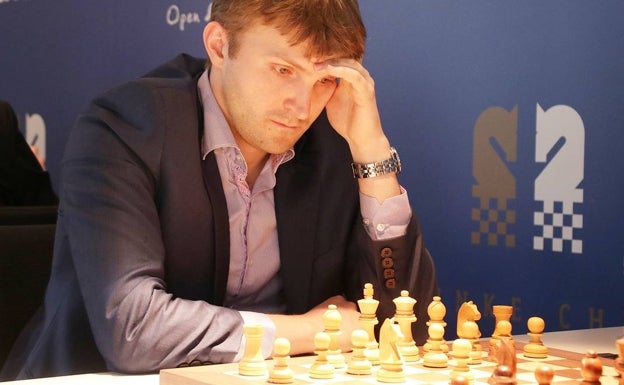 El ajedrecista ruso Nikita Vitiugov visita Málaga: «Desde la guerra mi pensamiento está fuera del tablero»
