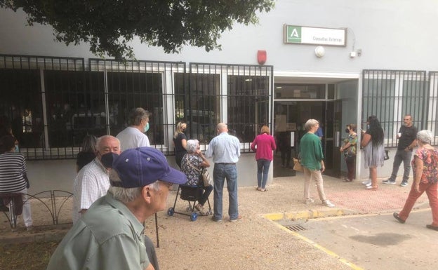 El Sindicato Médico de Málaga denuncia que las instalaciones de oftalmología del Clínico «no son dignas»