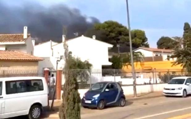 Cuatro intoxicados tras producirse un incendio en una clínica de salud mental de Benajarafe