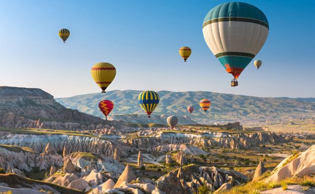 Dos españolas mueren en un accidente de globo aerostático en Turquía