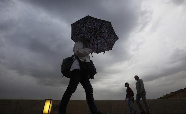 Activan el aviso amarillo por lluvias en tres provincias andaluzas