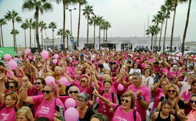 La Costa del Sol se tiñe de rosa por una buena causa