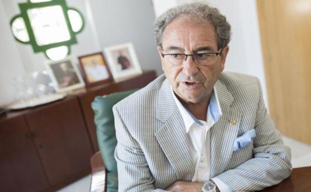 El Gobierno envía una carta a la Macarena para que proceda a la exhumación de Queipo y Bohórquez Vecina