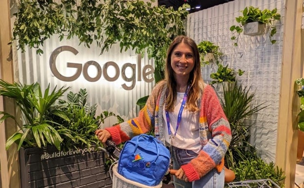 Paloma Simón, la joven malagueña que será el enlace entre el 'hub' de ciberseguridad y la sociedad