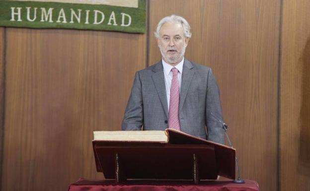 El Pleno del Parlamento reelige a Rafael Porras como presidente del consejo de la RTVA sin votos en contra