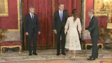 Lío en la foto de los reyes con el presidente de Paraguay y su esposa en el Palacio Real
