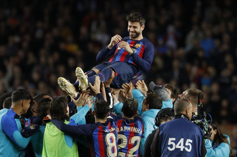 Las mejores imágenes de la despedida de Piqué en el Camp Nou