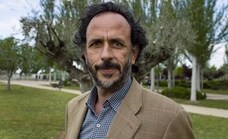 La nueva novela de Óscar M. Prieto: del príncipe que no llegó a reinar a la sociedad que no supo cambiar