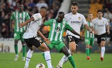 El Valencia se pega una fiesta a costa del Betis