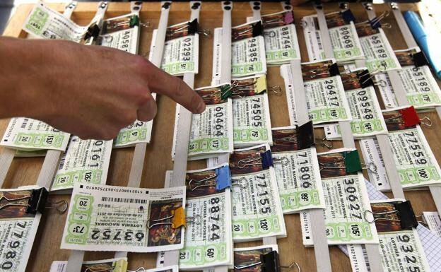 Ligero repunte de las ventas en Málaga, donde empiezan a agotarse los números impares