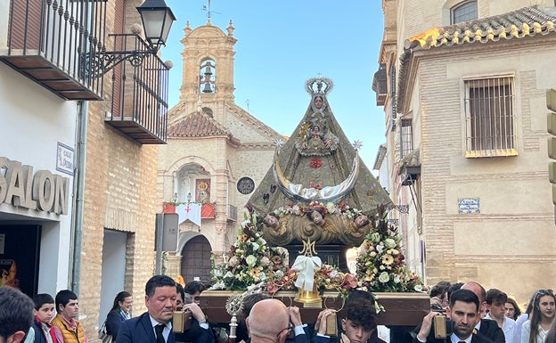 La Virgen de la Salud vuelve a procesionar en Antequera 24 años después