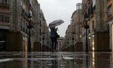 Las lluvias dejan hasta 20 litros en el interior, pero apenas alivian los embalses de Málaga