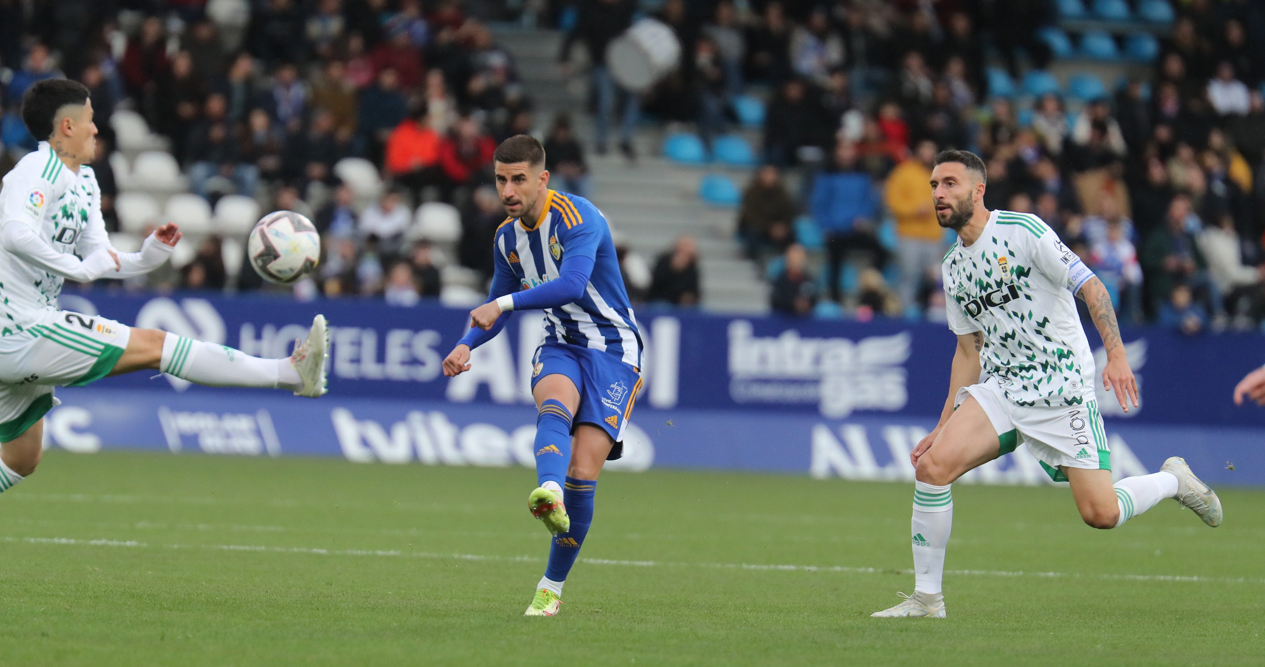 Lacerda rescata un punto para la Ponfe en el 93'