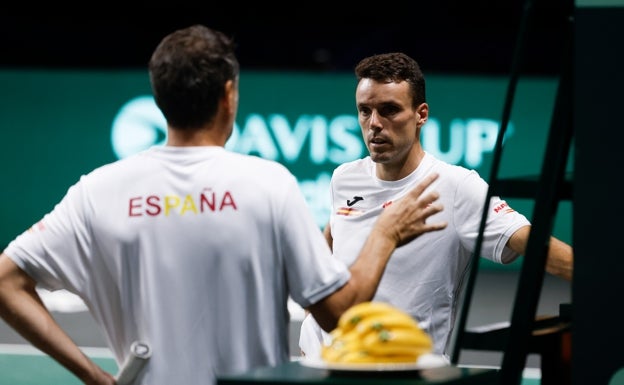 Jornada de puertas abiertas este domingo en el Carpena para ver entrenar a España