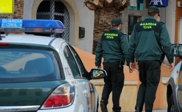 Atraco con pistolas y machete en un salón de juego en Alameda: «¡Pegadles un tiro!»