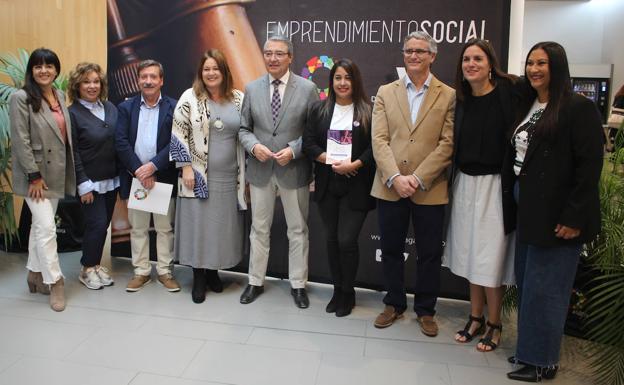 Premios al emprendimiento social