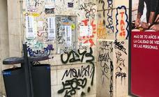 Las pintadas crecen en el Centro Histórico de Málaga